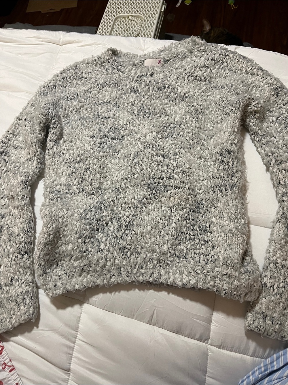 SO Bouclé Crewneck Sweater in Light Gray Blend